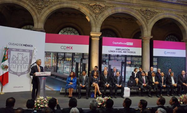 Miguel Ángel Mancera anuncia ampliación de Línea 5 del Metrobús