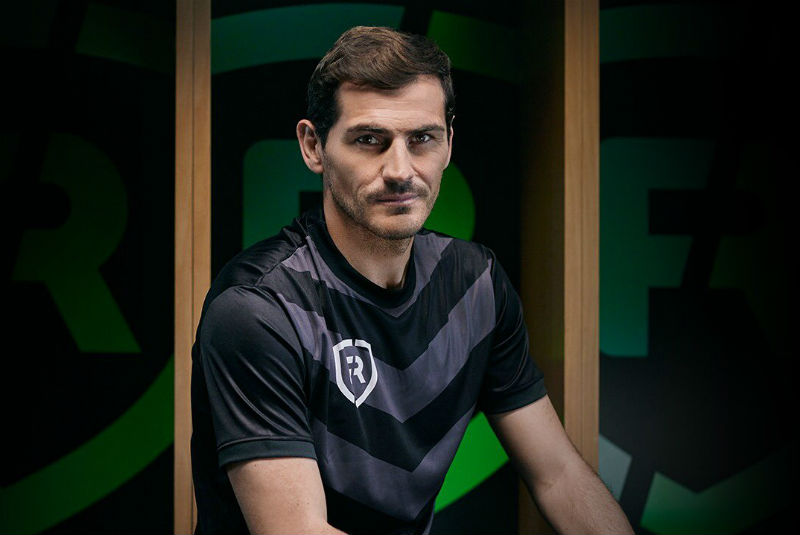 Iker Casillas anuncia su retiro del fútbol profesional. Noticias en tiempo real