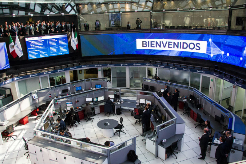 Por coronavirus, Bolsa Mexicana continua jornada negativa al caer 2.64%. Noticias en tiempo real