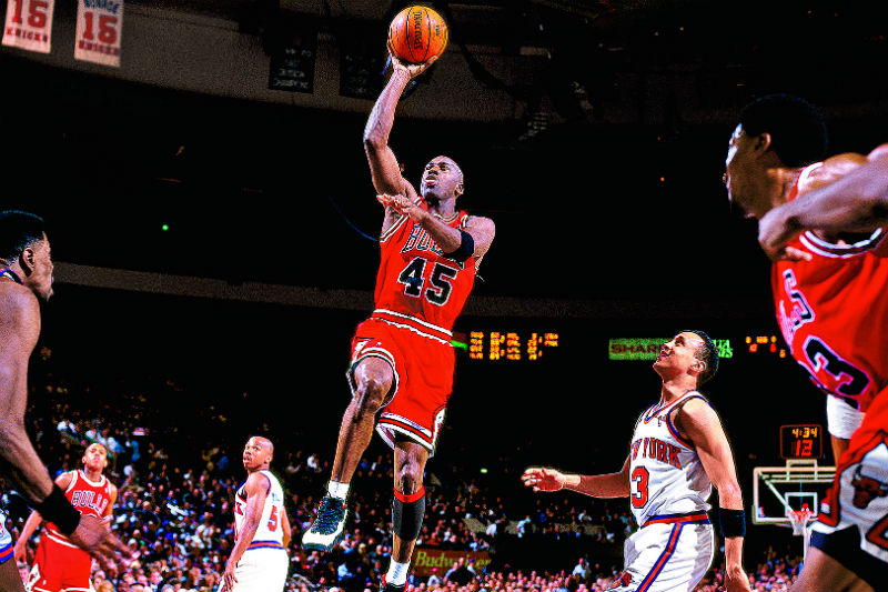Michael Jordan parte fundamental para impulsar carrera de Eduardo Najera. Noticias en tiempo real