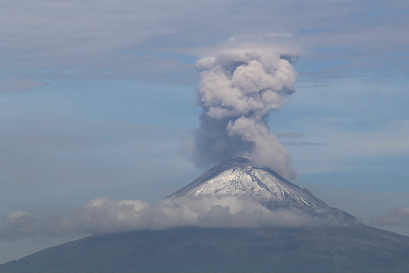 Popocatépetl emite 256 exhalaciones en últimas 24 horas. Noticias en tiempo real