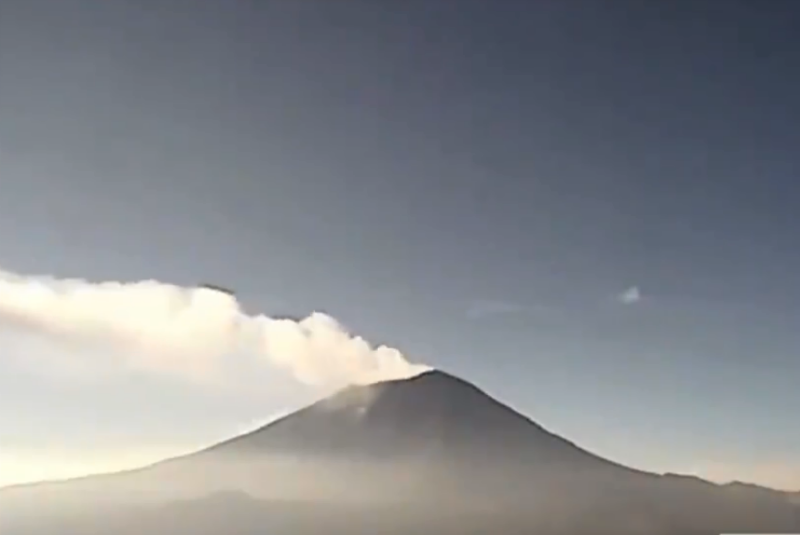 Popocatépetl emite 60 exhalaciones y dos explosiones. Noticias en tiempo real