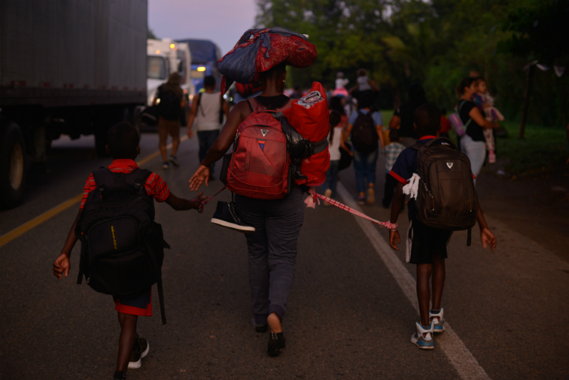 Rescatan a 100 migrantes en Veracruz; 32 son menores. Noticias en tiempo real