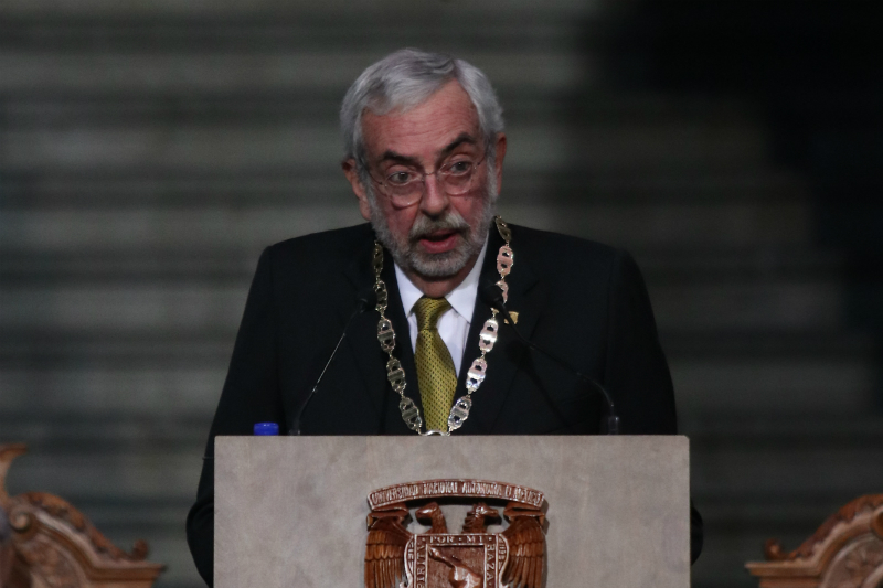 Graue ratifica a Leonardo Lomelí como secretario general de la UNAM. Noticias en tiempo real