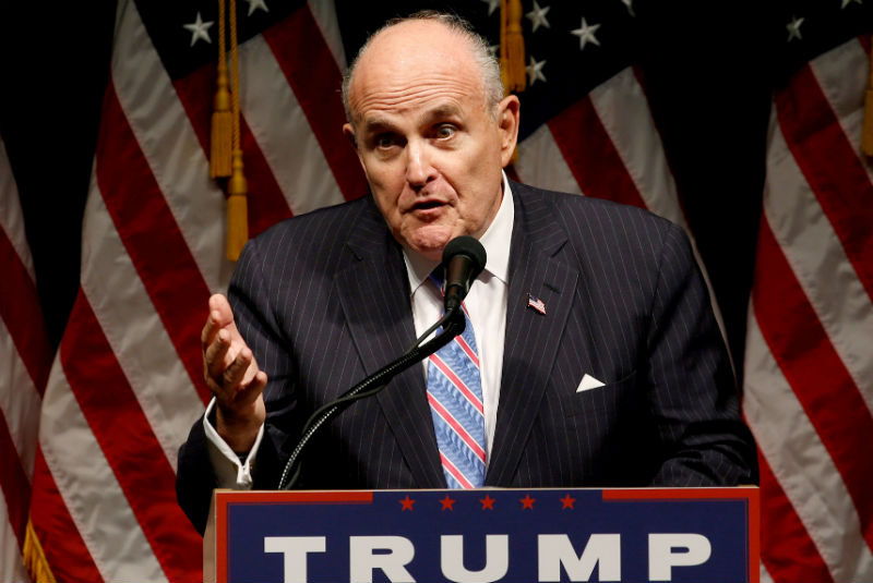 Trump acusa de mentir a testigo sobre juicio político, defiende rol de Giuliani en Ucrania. Noticias en tiempo real