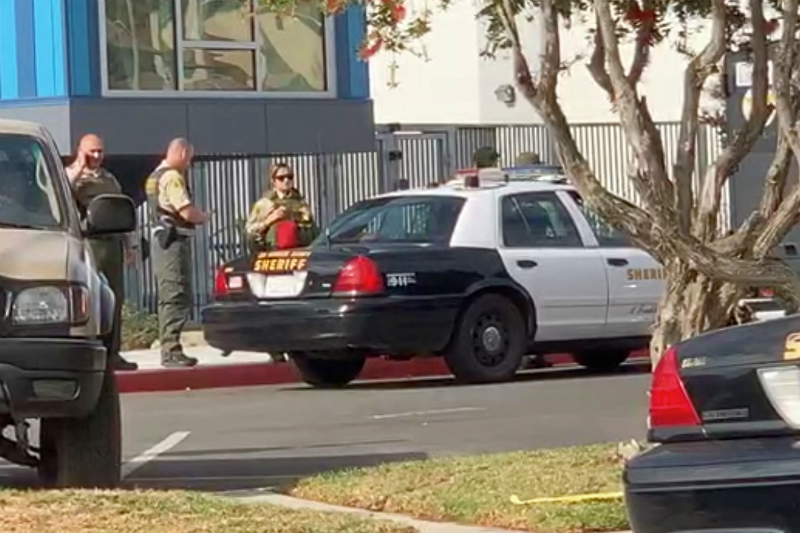 Sube a dos muertos por tiroteo en Santa Clarita, California (+video). Noticias en tiempo real
