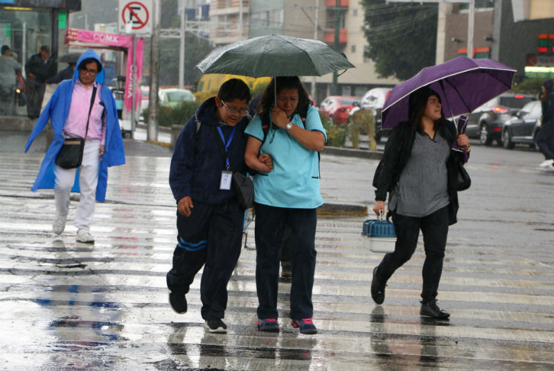 Este jueves, prevén lluvias y temperatura de hasta 24 grados en el Valle de México. Noticias en tiempo real