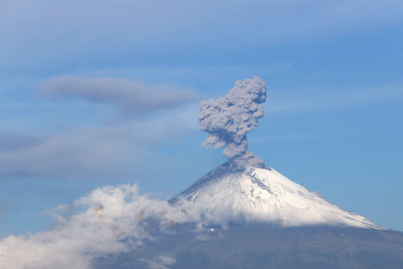 Popocatépetl emite 176 exhalaciones en últimas 24 horas. Noticias en tiempo real