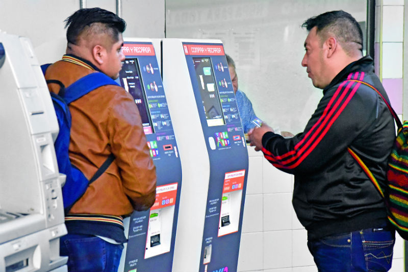 Las maquinas de recarga ya operan en el STC Metro. Noticias en tiempo real