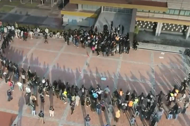 Estudiantes de la UNAM entregan pliego petitorio, exigen mejoras en servicios de emergencia (+video). Noticias en tiempo real