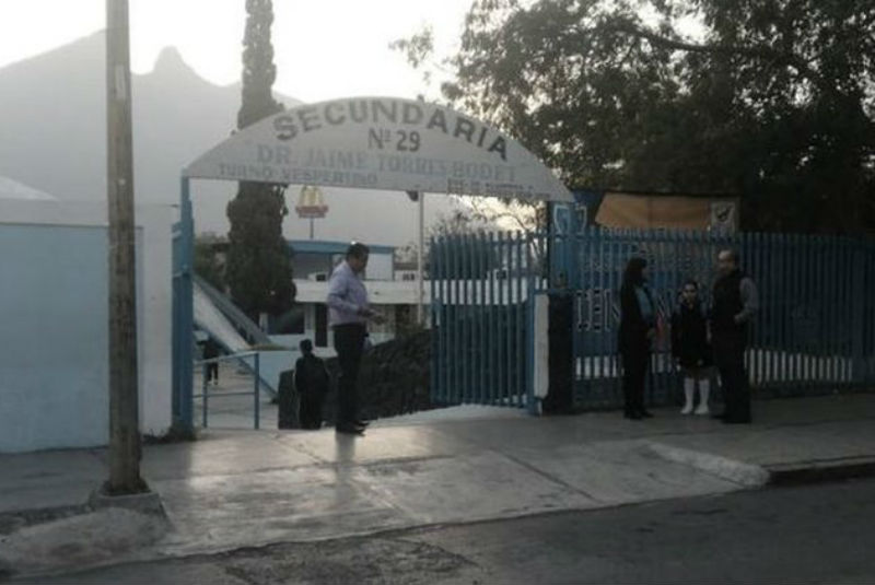 “Haré un tiroteo”: Estudiante de secundaria amenaza a compañeros en Monterrey. Noticias en tiempo real