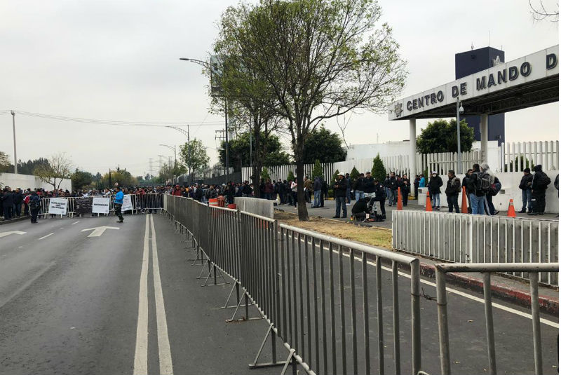 Manifestantes bloquean calzada Las Águilas, en Álvaro Obregón. Noticias en tiempo real