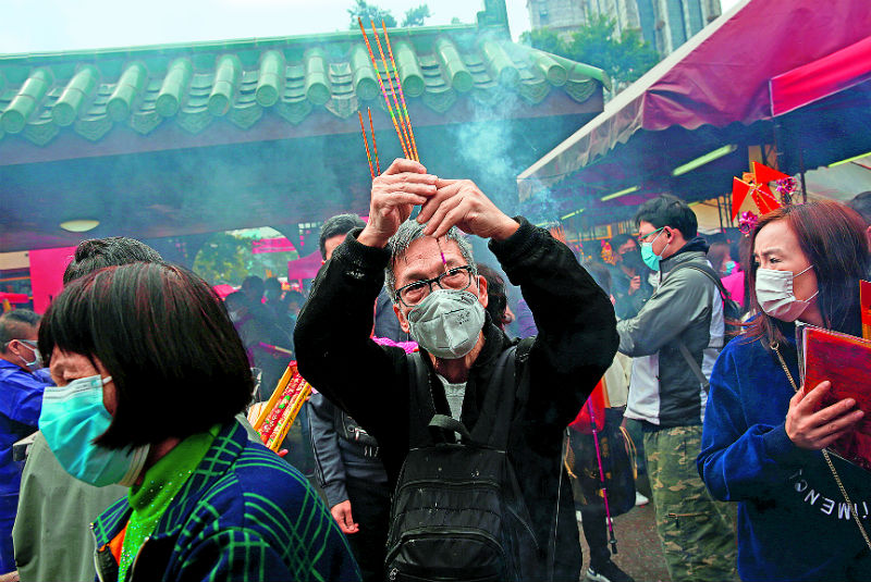 Sube a mil 700 cifra de muertos por coranivurus en China. Noticias en tiempo real