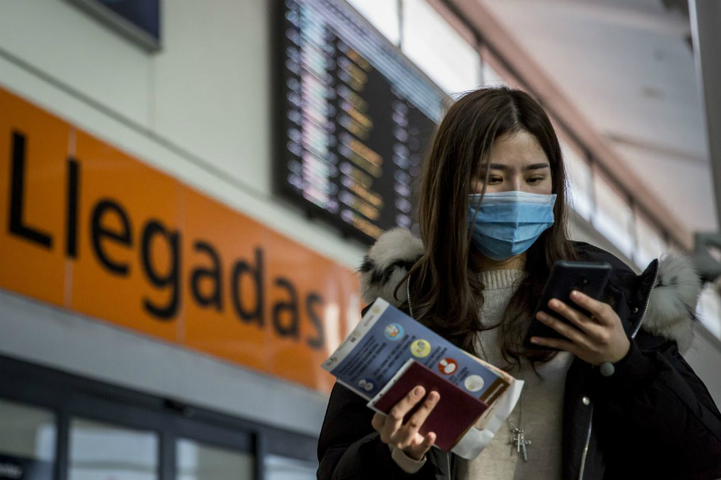 Japón y EU evacuan a sus ciudadanos de China a medida que crece número de muertos por virus. Noticias en tiempo real