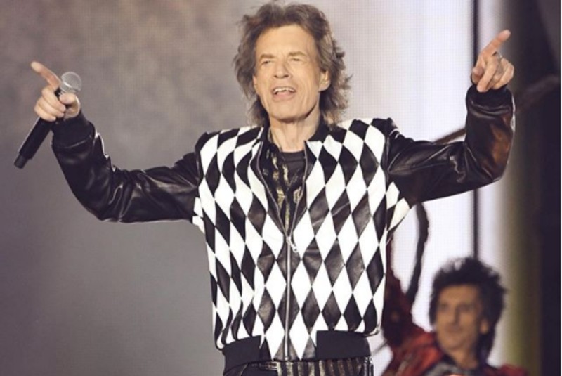 De la música a las pinturas, Mick Jagger aparecerá en The Burnt Orange Heresy (+videos). Noticias en tiempo real