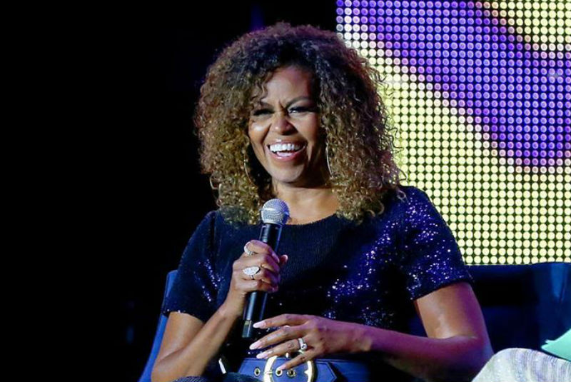 Michelle Obama gana Grammy por audiolibro de memorias. Noticias en tiempo real