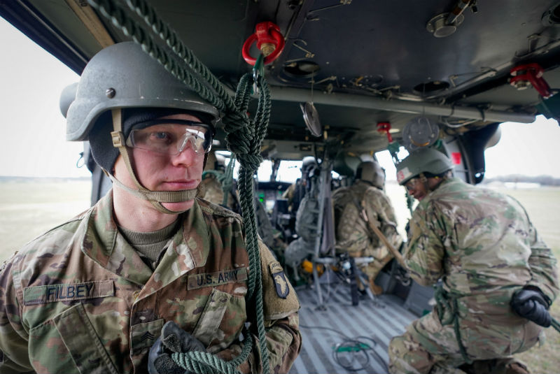 Soldado estadounidense da positivo en prueba del coronavirus. Noticias en tiempo real