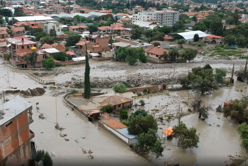 Gobierno boliviano instala “mini gabinete” tras desborde de río. Noticias en tiempo real