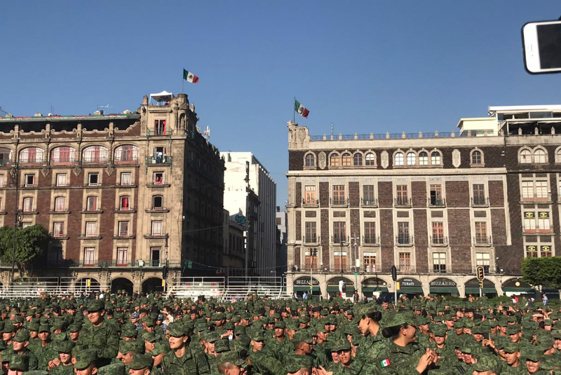 Inicia ceremonia con motivo del 107 aniversario del Ejército Mexicano. Noticias en tiempo real