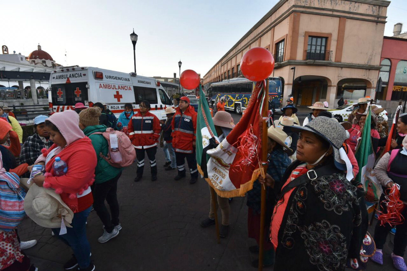 Alrededor de 40 mil peregrinos salen de Toluca a la Basílica de Guadalupe (+fotos). Noticias en tiempo real