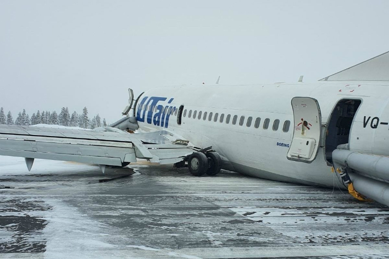 Aterriza de emergencia avión de pasajeros en Rusia (+video). Noticias en tiempo real