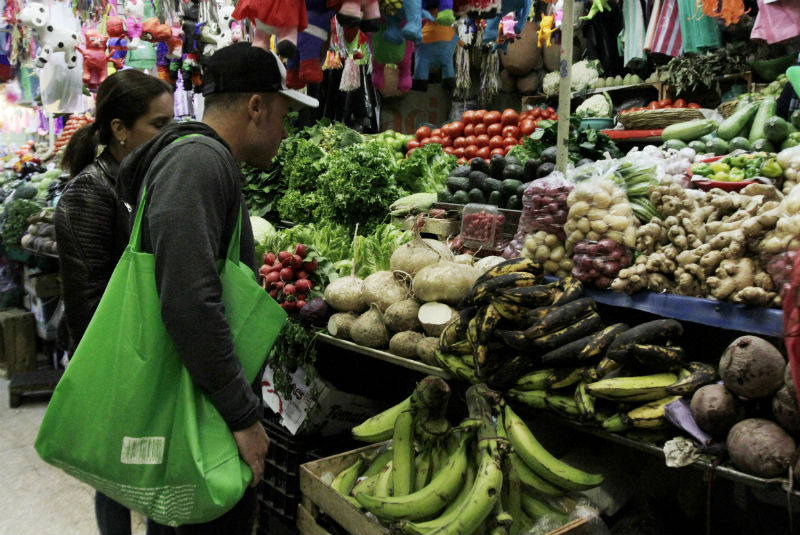 Inflación de México se acelera más de lo esperado en primera mitad de octubre. Noticias en tiempo real