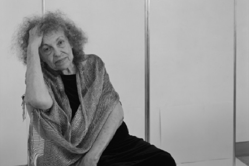 Fallece Helène Aylon, pieza clave del arte ecofeminista. Noticias en tiempo real