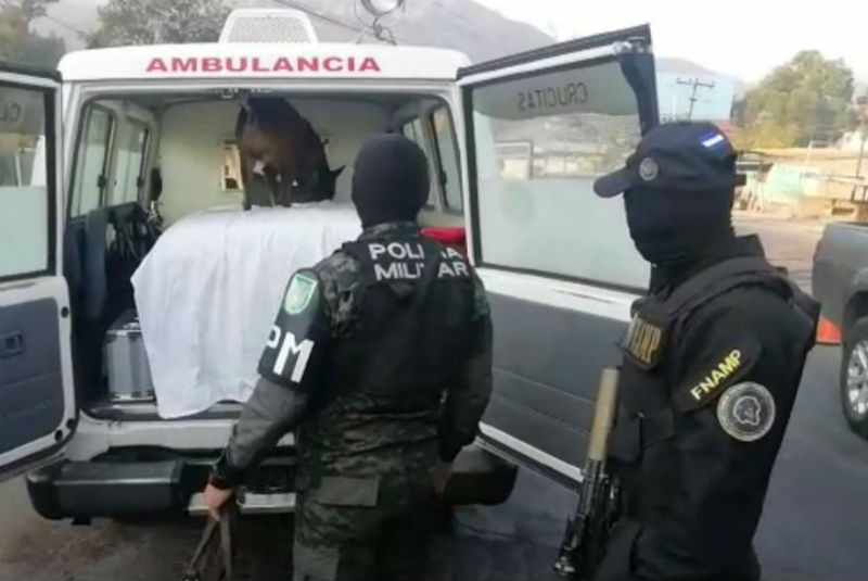 Detienen a personal de ambulancia por trasladar droga en Honduras (+fotos). Noticias en tiempo real