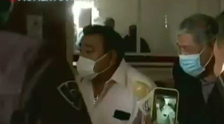 ‘Policías extorsionan y roban en inmediaciones de Tecamac’, encaran habitantes a alcalde de Tonanitla (+video). Noticias en tiempo real