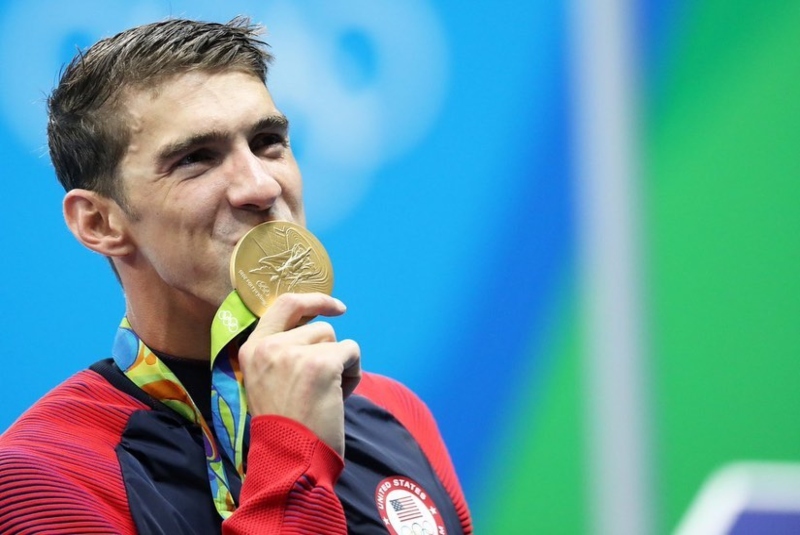 Michael Phelps dice que buscó emular lo hecho por Michael Jordan. Noticias en tiempo real