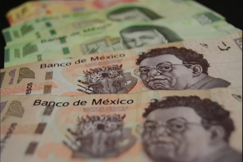 Peso mexicano y bolsa descienden ante incremento global de casos coronavirus. Noticias en tiempo real
