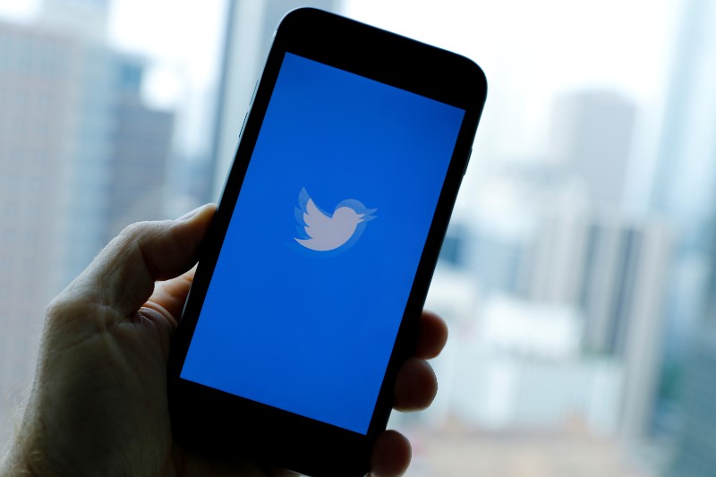 Acciones de Twitter se desploman tras hackeo a usuarios de alto perfil. Noticias en tiempo real