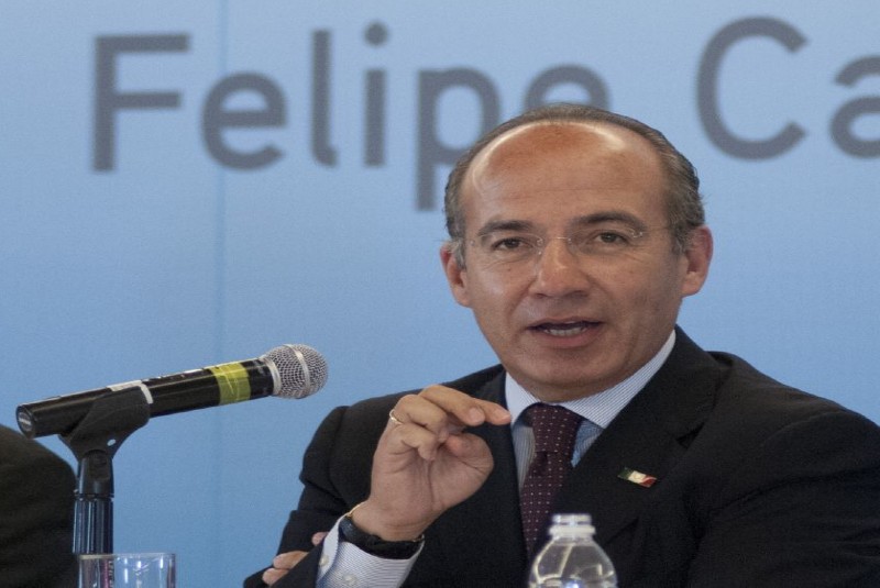 “La justicia no es un asunto de consulta ciudadana”, responde Calderón a AMLO. Noticias en tiempo real