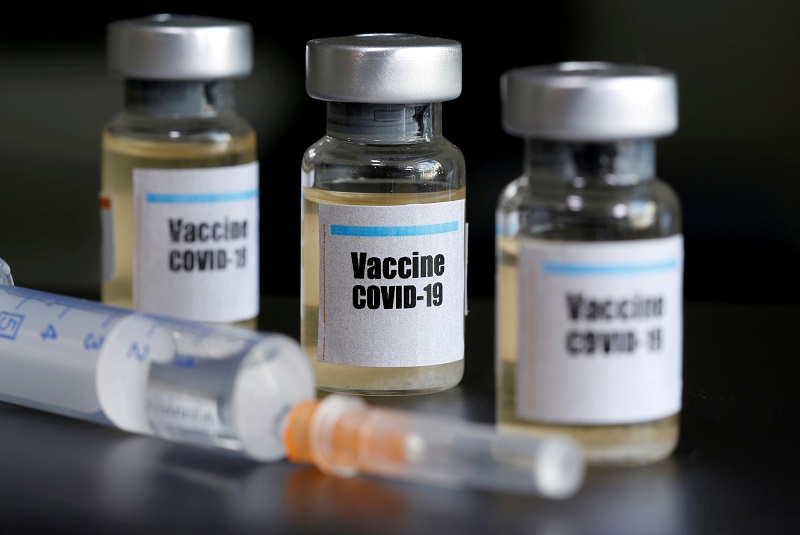 Rusia intenta acceder y robar datos de vacuna para COVID-19: Reino Unido. Noticias en tiempo real