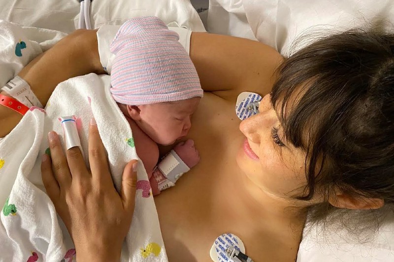 Hannah de Ha-Ash anuncia el nacimiento de su hermosa bebé (+foto+video). Noticias en tiempo real
