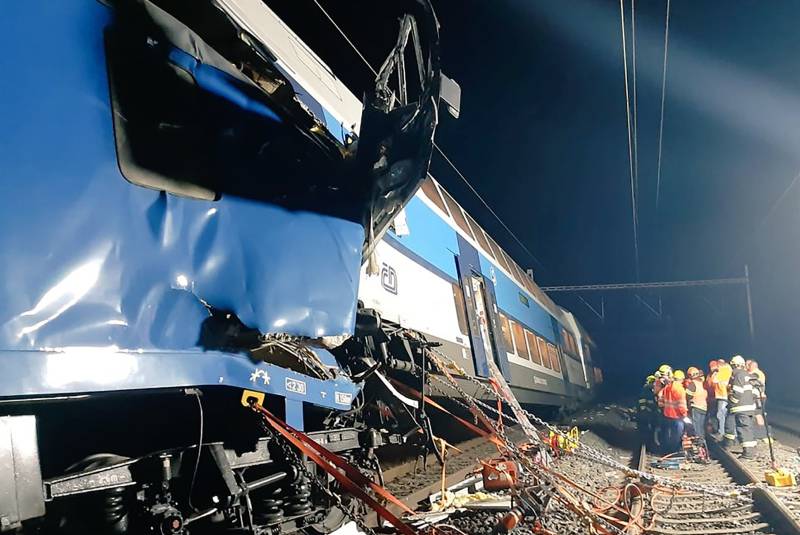 Un muerto y decenas de heridos en un choque de trenes cerca de Praga. Noticias en tiempo real
