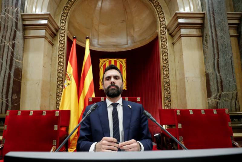 Presidente del Parlamento catalán acusa al Estado español de espionaje; el gobierno lo niega. Noticias en tiempo real