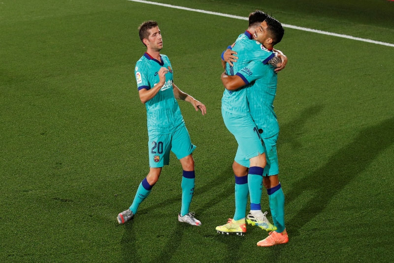 Barcelona le gana 3-1 al Villarreal con una gran actuación de Messi. Noticias en tiempo real