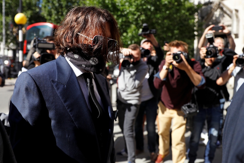 Johnny Depp lleva a juicio al diario británico The Sun por difamación. Noticias en tiempo real