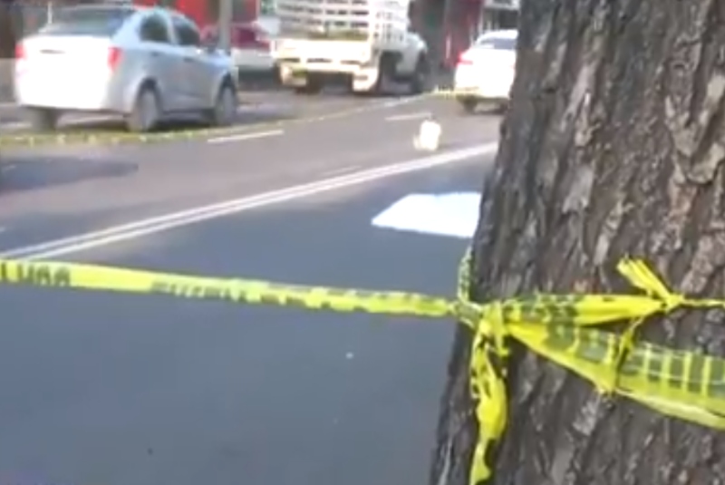 Hombre muere tras recibir varios impactos de balas en la alcaldía Iztapalapa (+video). Noticias en tiempo real