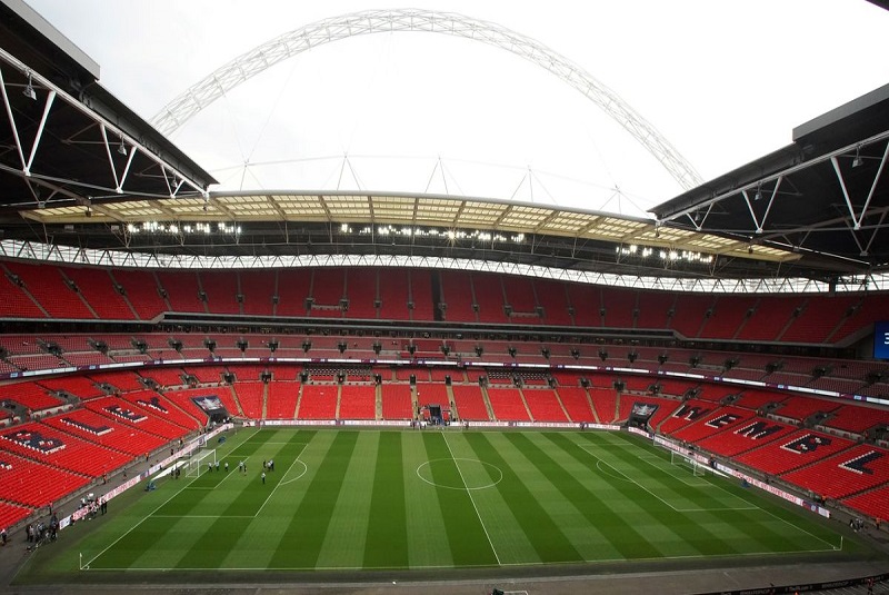 Wembley se consuela con final de segunda división; Eurocopa 2020 tendrá que esperar. Noticias en tiempo real
