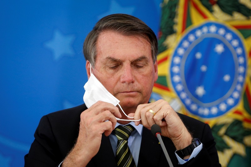 Periodistas presentan demanda contra Bolsonaro por quitarse cubrebocas pese a tener Covid-19. Noticias en tiempo real