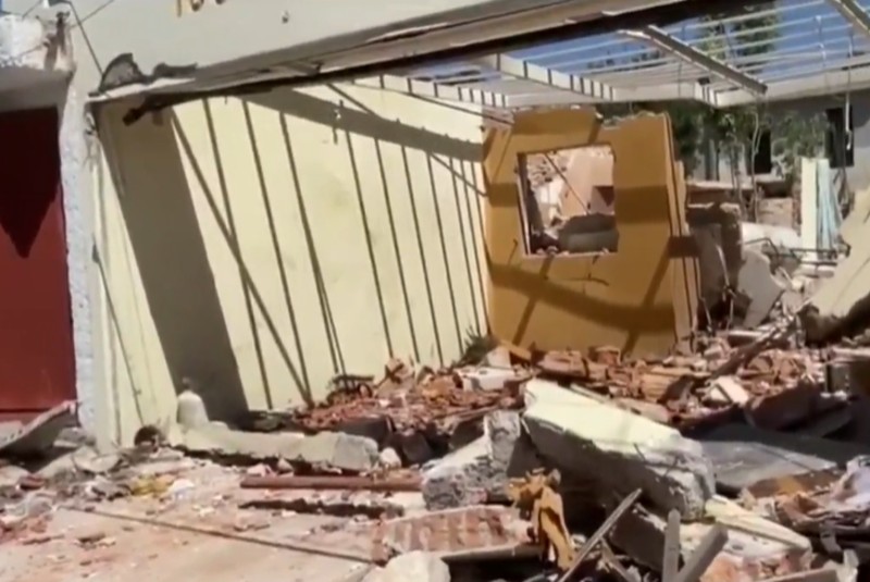 Difunden explosión en vivienda de SLP; bajo los escombros de la casa quedó atrapada una abuelita (+video). Noticias en tiempo real