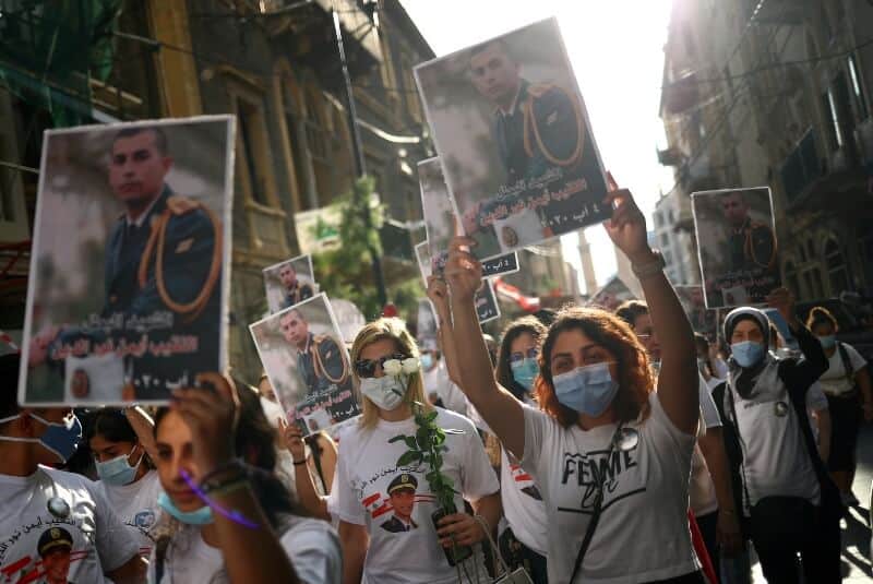 Libaneses piden renuncia del presidente tras explosión de Beirut. Noticias en tiempo real