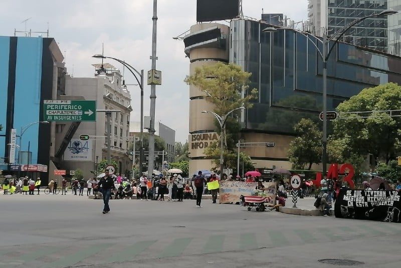 Integrantes de la CNTE bloquean Paseo de la Reforma. Noticias en tiempo real