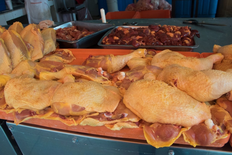 Pechuga de pollo llega hasta los $ por kilo a la venta - 24 Horas