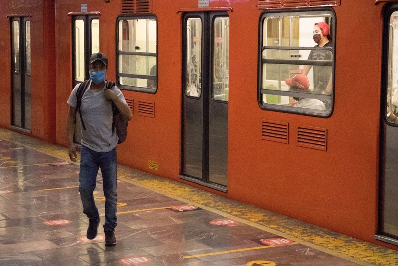 Reportan retrasos en la Línea 1 del Metro de la CDMX. Noticias en tiempo real