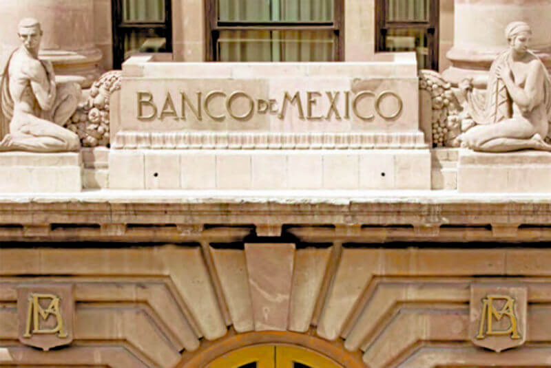 Banxico precisó en aquel documento que aquellas dos operaciones tienen por objetivo ofrecer liquidez adicional en dólares