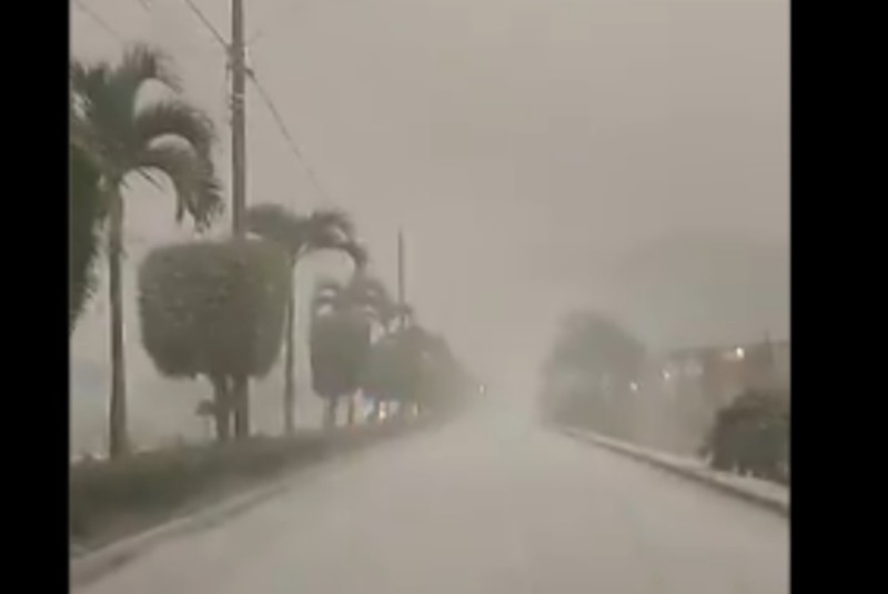 Ecuador bajo nube de ceniza de hasta 10 km tras fuerte erupción del volcán Sangay (+videos). Noticias en tiempo real