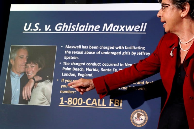 Ghislaine Maxwell negó bajo juramento que Jeffrey Epstein haya tenido relaciones con menores. Noticias en tiempo real